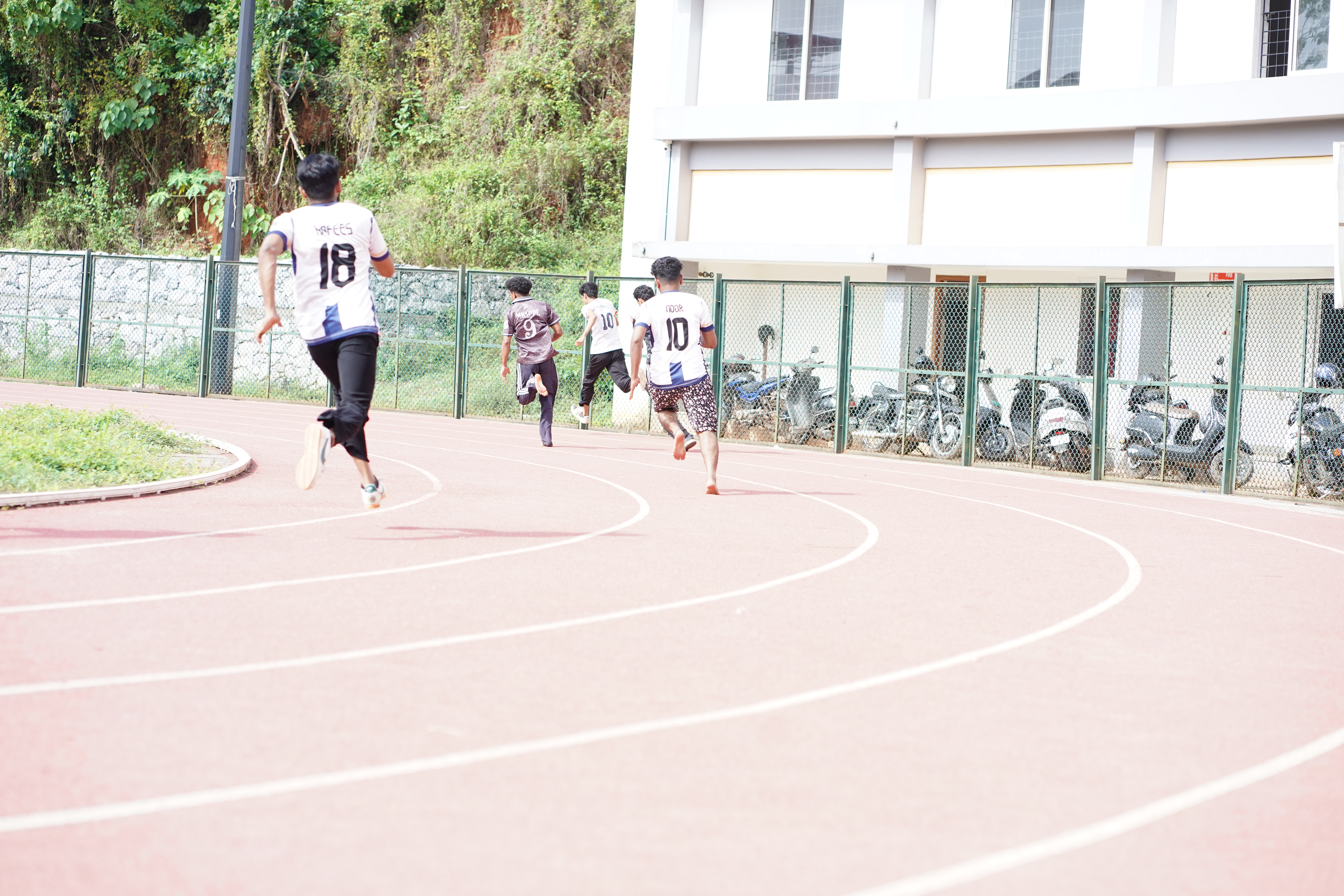 Sports 19